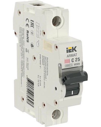 M06N 1P C 25А 6кА ARMAT (AR-M06N-1-C025). Автоматический выключатель. IEK в Ессентуках