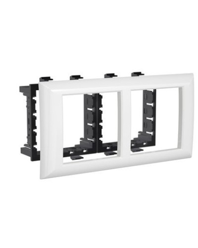 Рамка-суппорт Avanti для In-liner Front 4 модуля белый (4400914): Рамка-суппорт в Ессентуках
